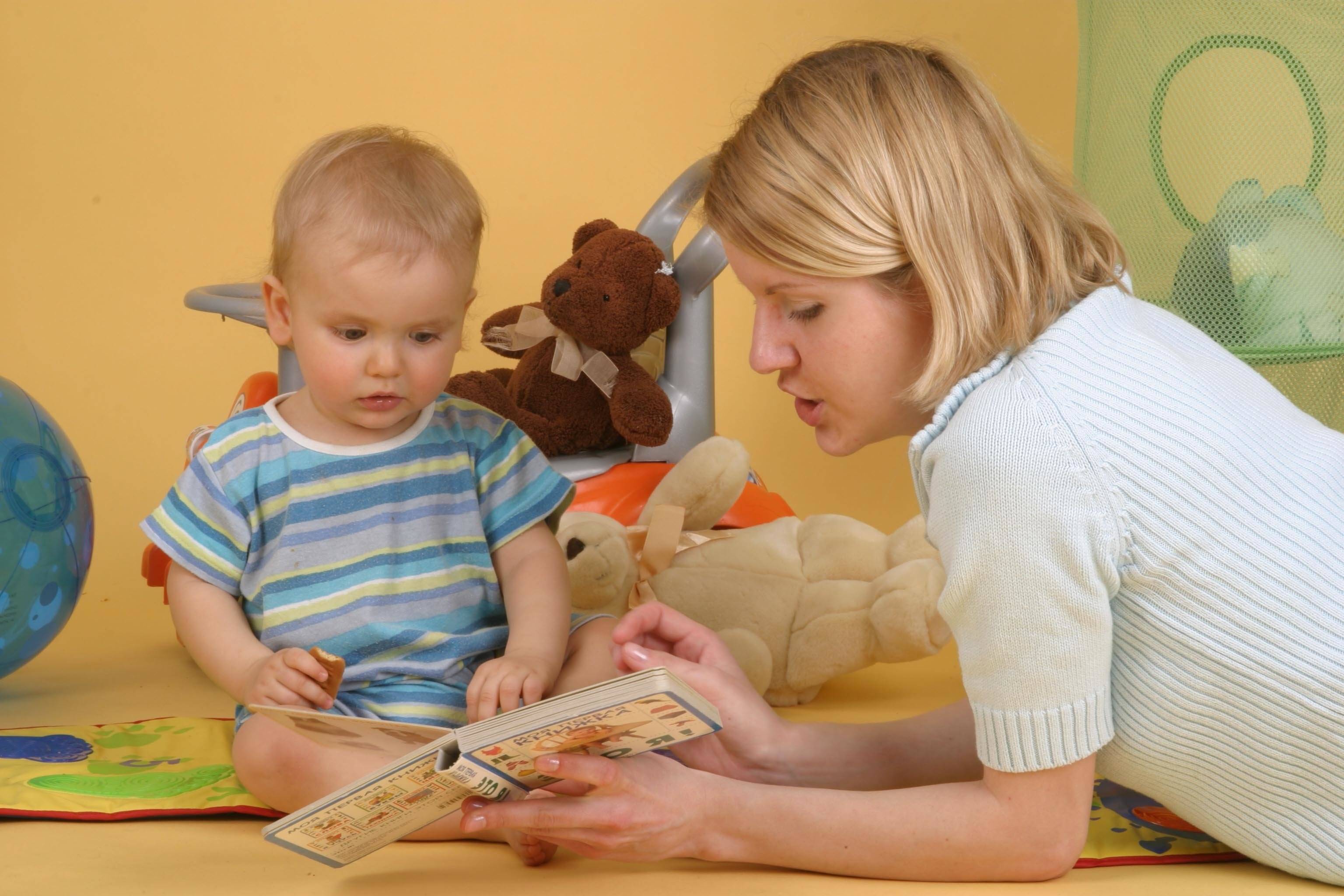 Как развивать правильную речь ребенка в 1-2 года: упражнения