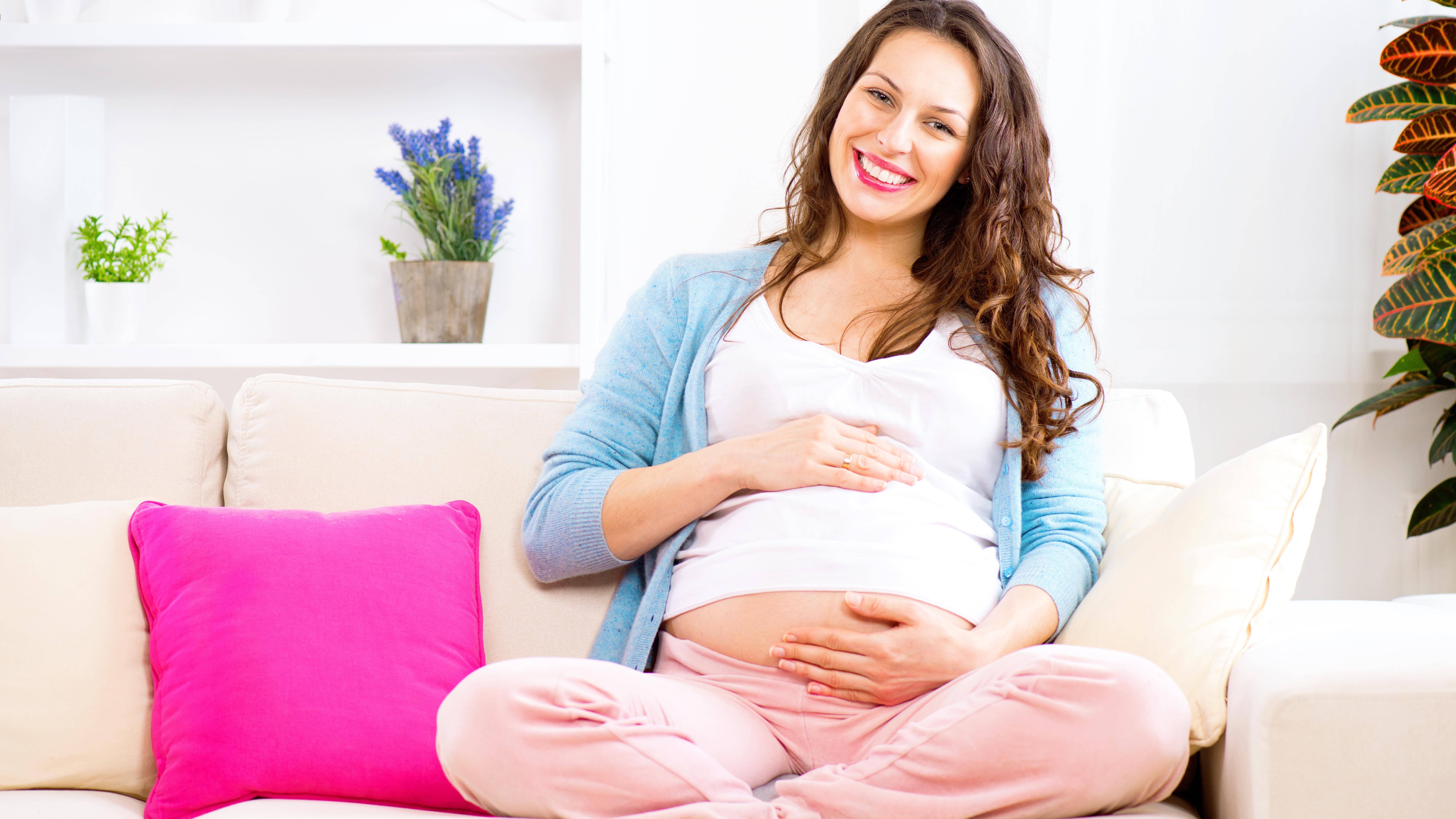 8 тем, которые любят обсуждать беременные - ростовмама