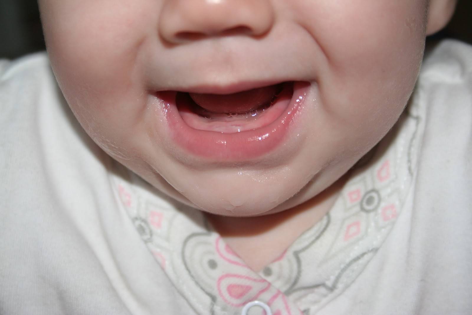 Прорезывание зубов у детей, что нужно знать родителям?
