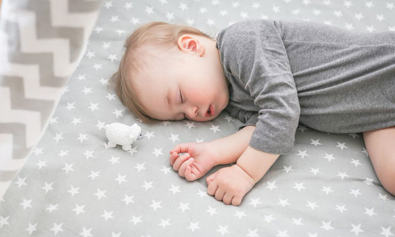 Как уложить спать ребенка от 0 до 5 лет — свои