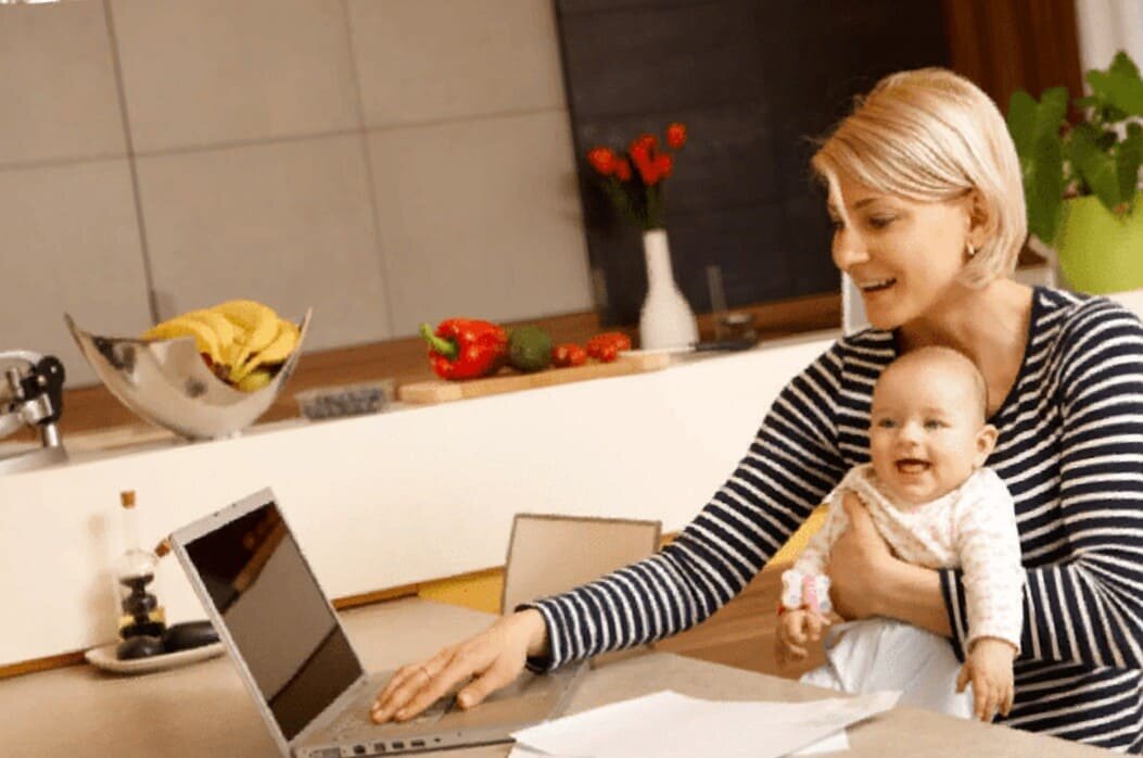 Как заработать в декрете на дому: топ-25 способов, чем можно заняться маме