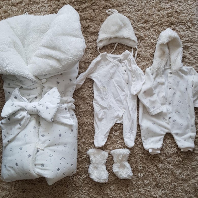 Как одевать новорожденного зимой: на выписку, список вещей, зимний конверт своими руками