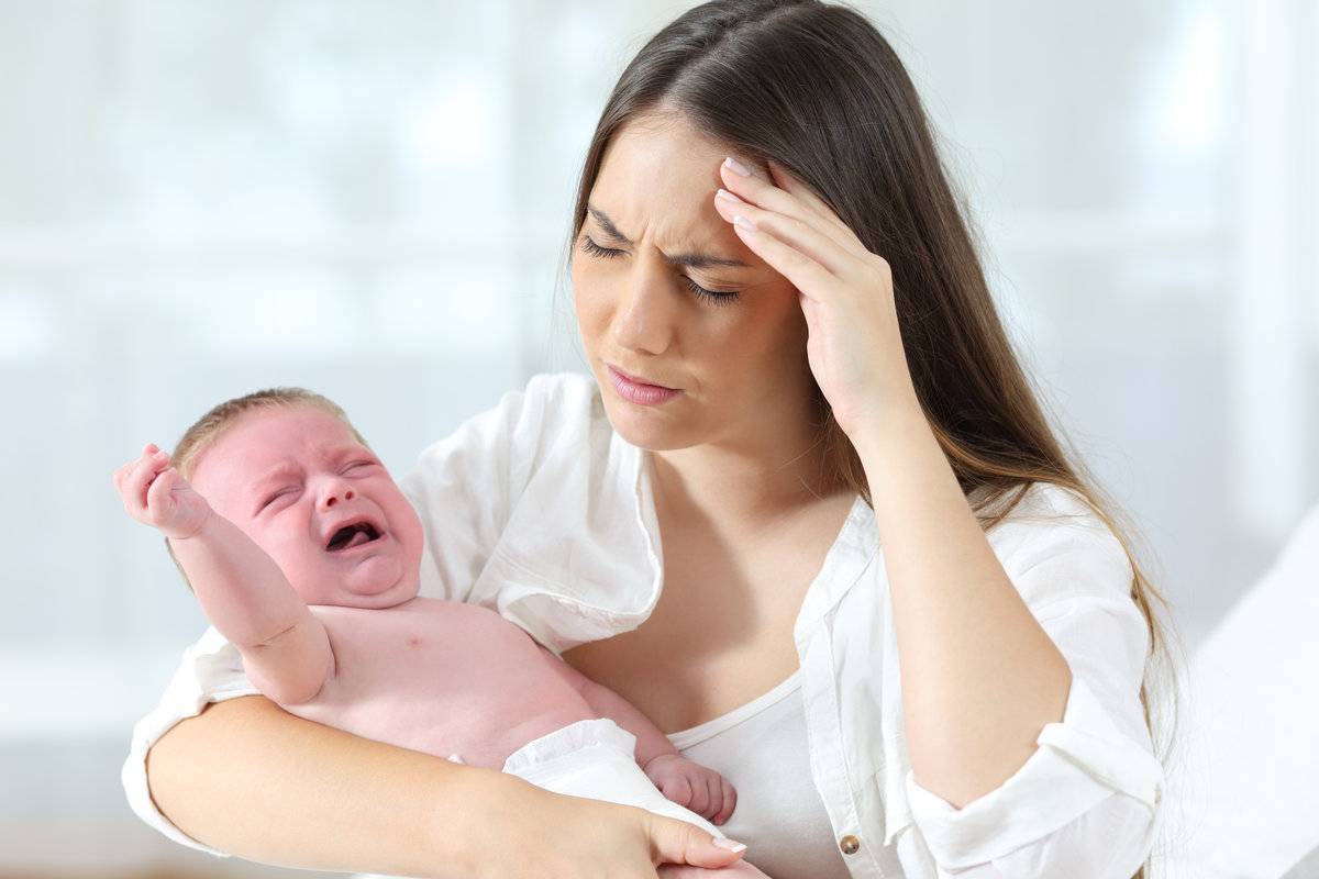Как успокоить плачущего младенца