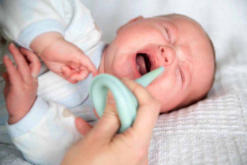 У малыша поднялась температура: как себя вести родителям