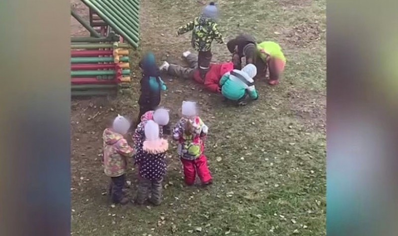 Почему ребенок дерется в садике. что делать? советы психолога - onwomen.ru