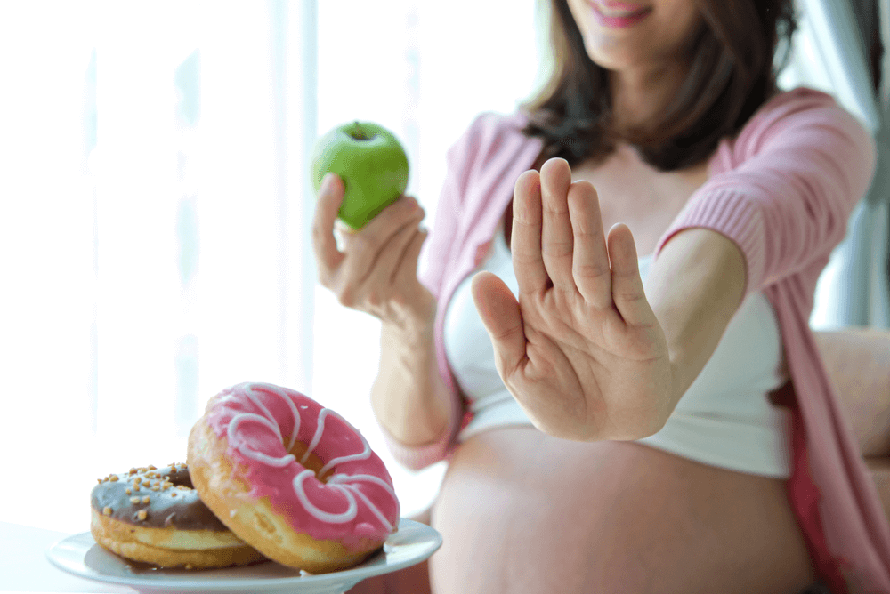 Первый триместр беременности: что нужно знать, что можно и нельзя делать на ранних сроках