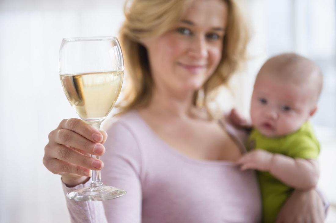 Можно ли пить алкоголь при грудном вскармливании? правила «безопасного» употребления