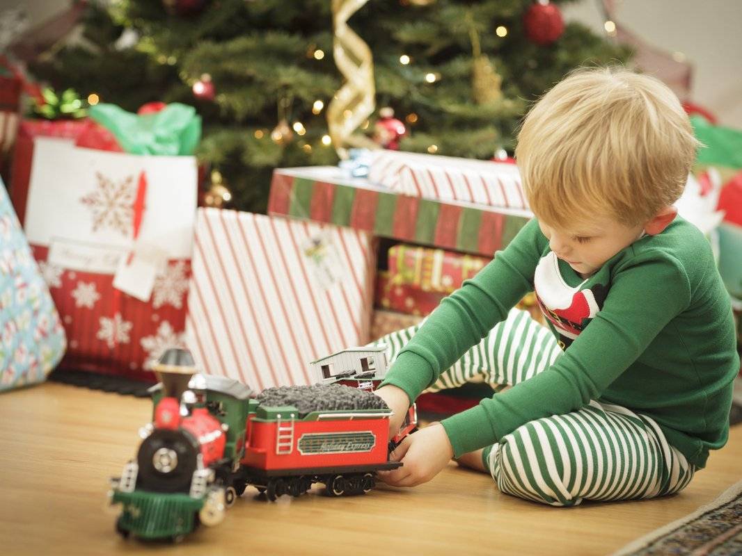 5 советов — как правильно выбрать детский подарок на новый год