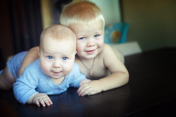 Однояйцевые близнецы – особенности многоплодной беременности | аборт в спб