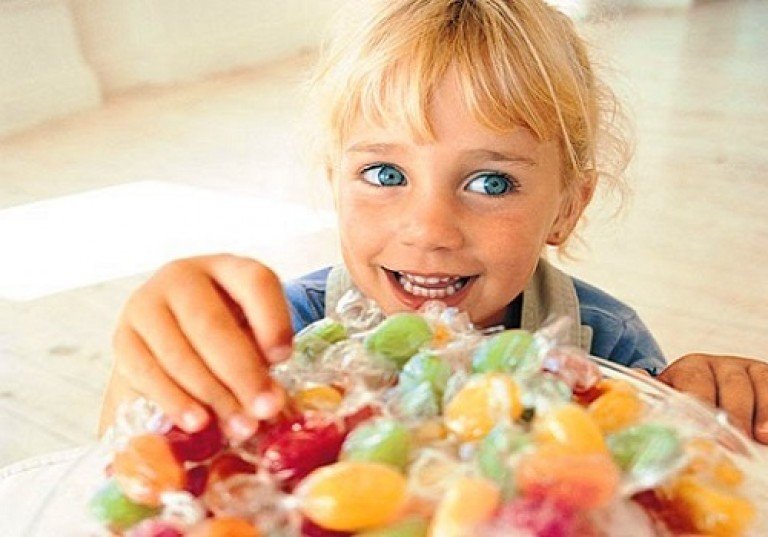 Ребенок ест много сладкого - витамишки. полезные материалы