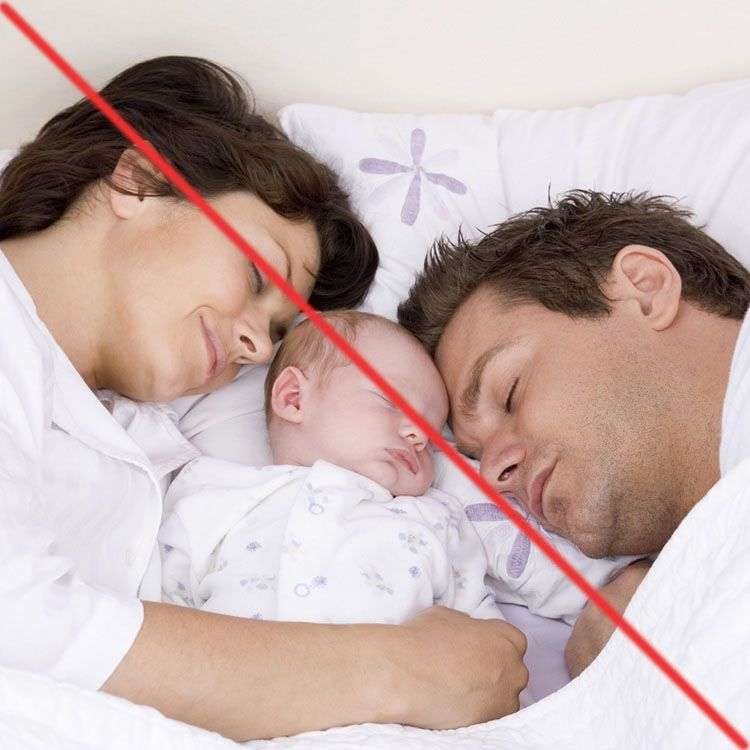 Почему ученые советуют спать вместе с младенцем | правмир