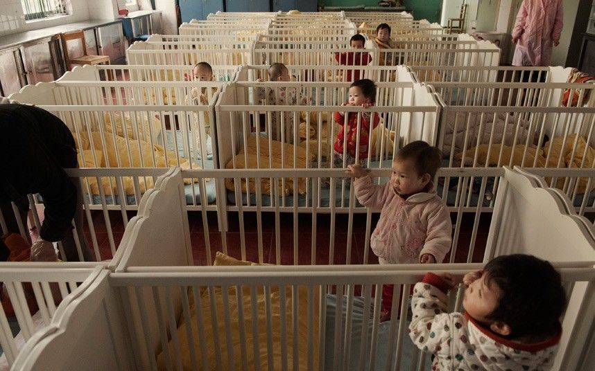 «я закопалась в чувстве вины»: почему сирот возвращают в детские дома – рея