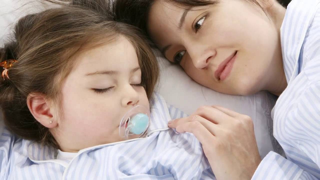 Как отучить ребенка спать с родителями