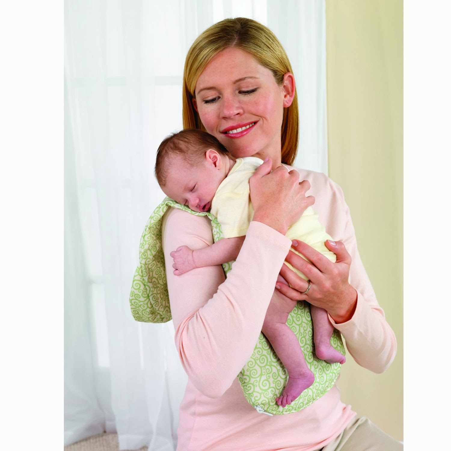 Поза «будды» для новорождённого. как держать ребёнка правильно. искусство правильного ношения младенцев для здоровья ребёнка и родителей