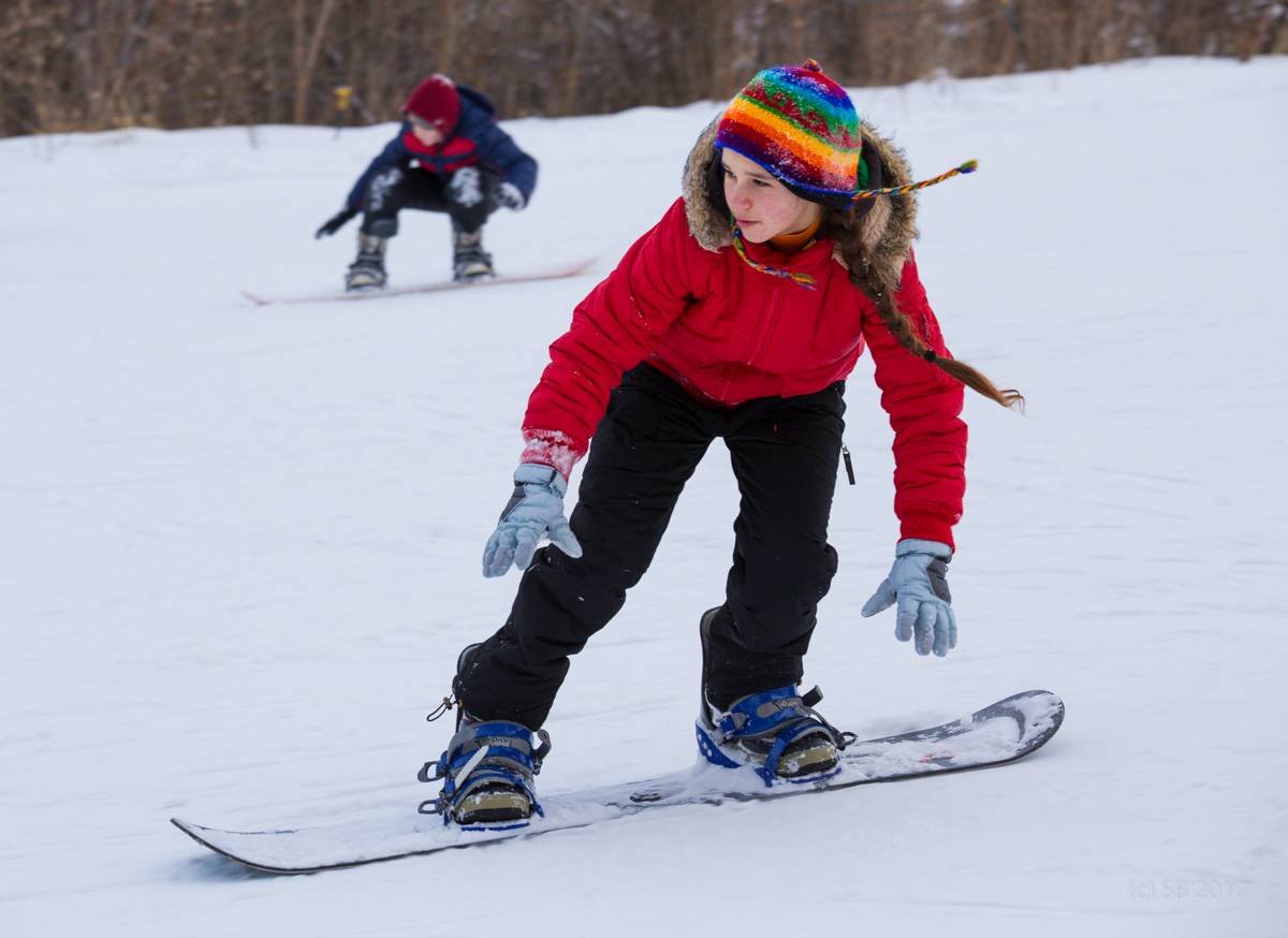 Простые способы научить ребенка кататься на лыжах