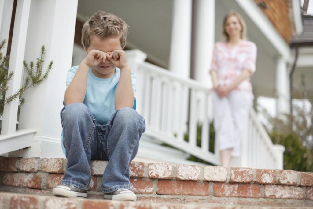 10 вещей, которые нужно сказать плачущему ребенку