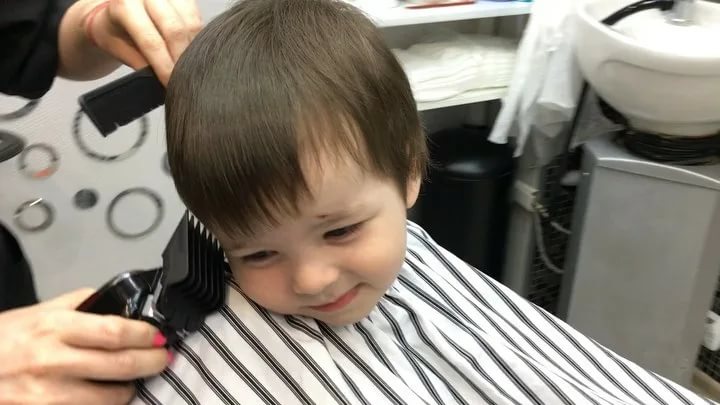 Почему нельзя стричь детей до года: толкование приметы