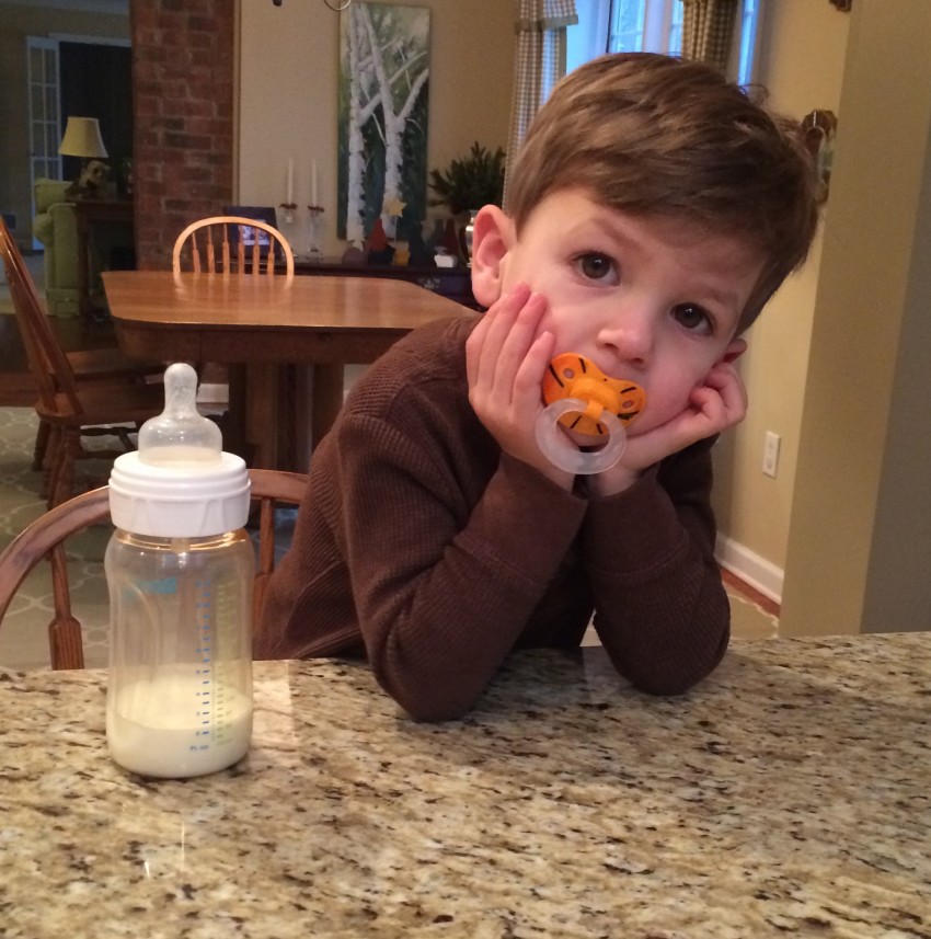 Как отучить ребенка от бутылочки - в каком возрасте и как правильно отучить ребенка (85 фото и видео)