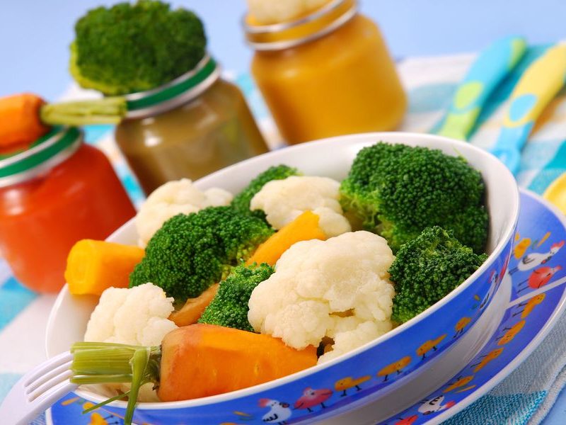 Овощной прикорм ребенку: виды овощей, сроки введения