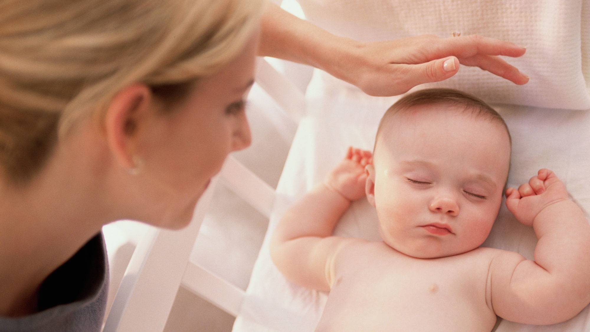 В чем особенности лечения простуды у грудных детей? | 1дмц