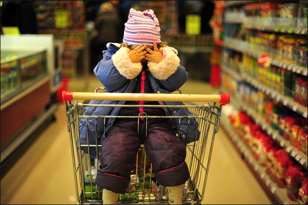 Детская истерика в магазине: 5 простых способов прекратить ее и не поседеть